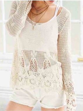 Urban Outfitters Ecote Ivory Eden Crochet Boho Top M/L